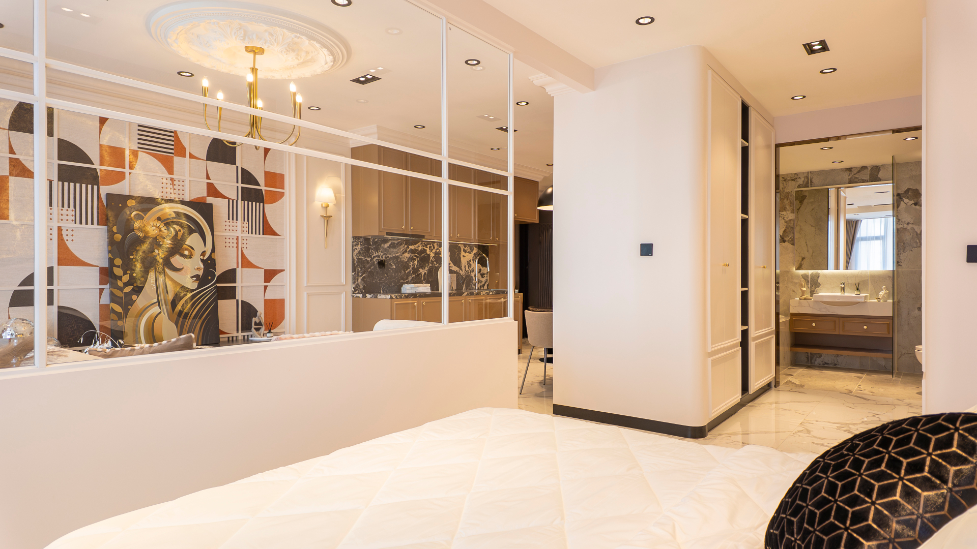 The Gatsby Residence — photo 2